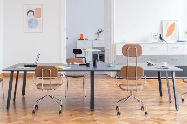 Minkštasuoliai krėslai NEW SCHOOL
